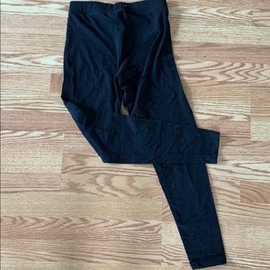 Soft leggings worn once